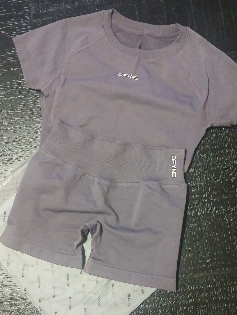 DFYNE Women's Set in Mauve